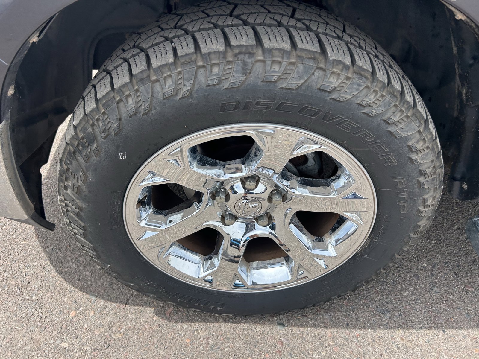 Used 2018 RAM 1500 Laramie w/ Convenience Group image 8