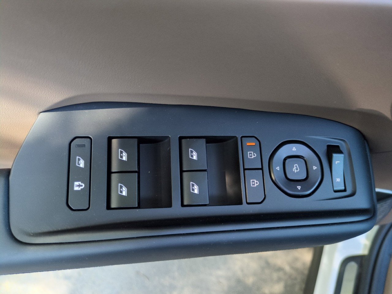New 2026 Kia EV9 GT-Line AWD/4WD image 16