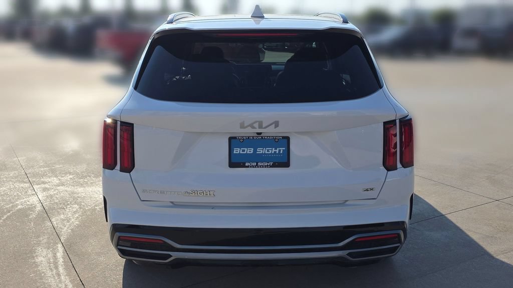 Used 2023 Kia Sorento SX AWD/4WD image 4
