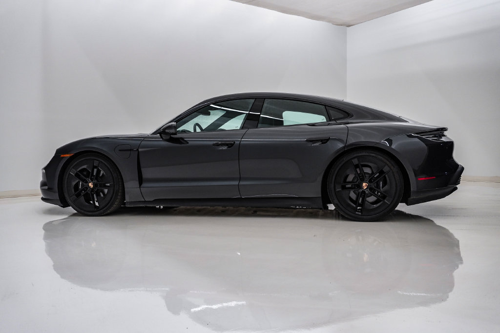 Certified 2025 Porsche Taycan AWD/4WD image 2
