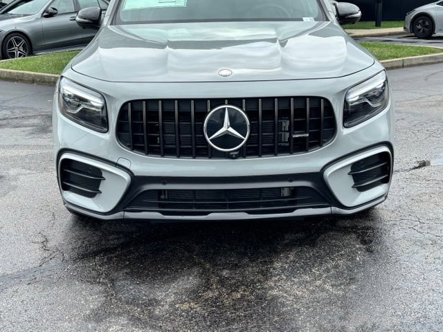 New 2026 Mercedes-Benz GLB 35 AMG 4MATIC image 2