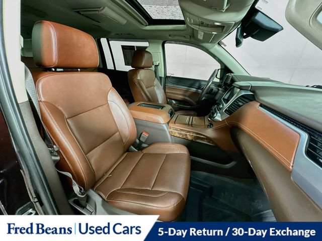 Used 2020 Chevrolet Suburban Premier AWD/4WD image 38