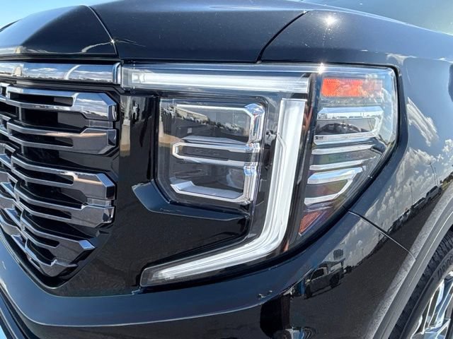Used 2025 GMC Sierra 1500 Denali Ultimate AWD/4WD image 9