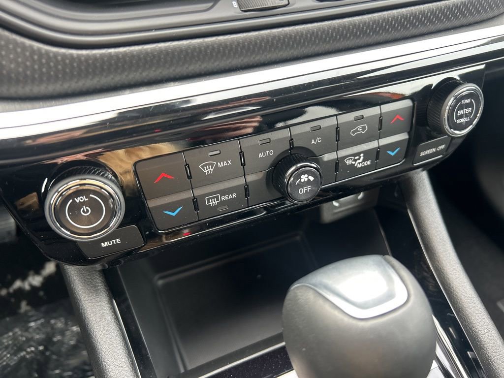 New 2026 Jeep Compass Trailhawk w/ Sun, Sound & Navigation Group image 27