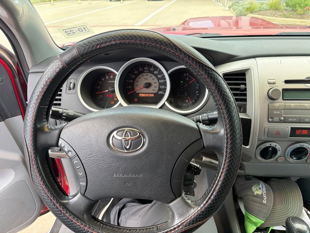 Used 2009 Toyota Tacoma PreRunner RWD image 3