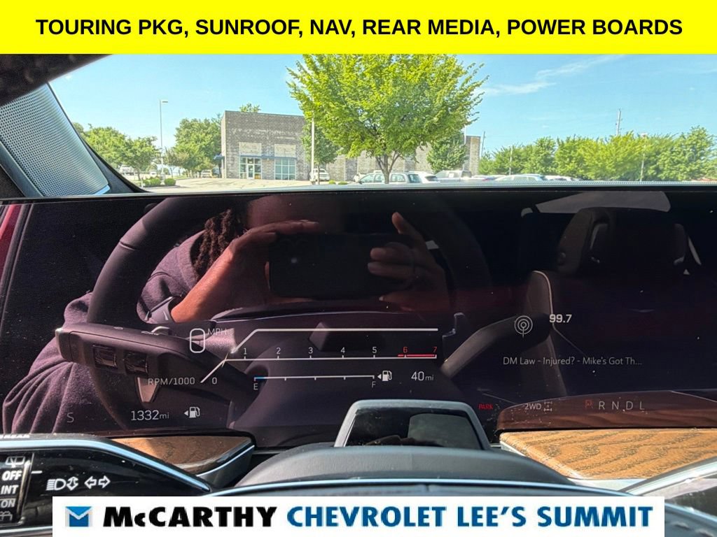 Used 2026 Cadillac Escalade Platinum Sport w/ LPO, ONYX Package AWD/4WD image 19