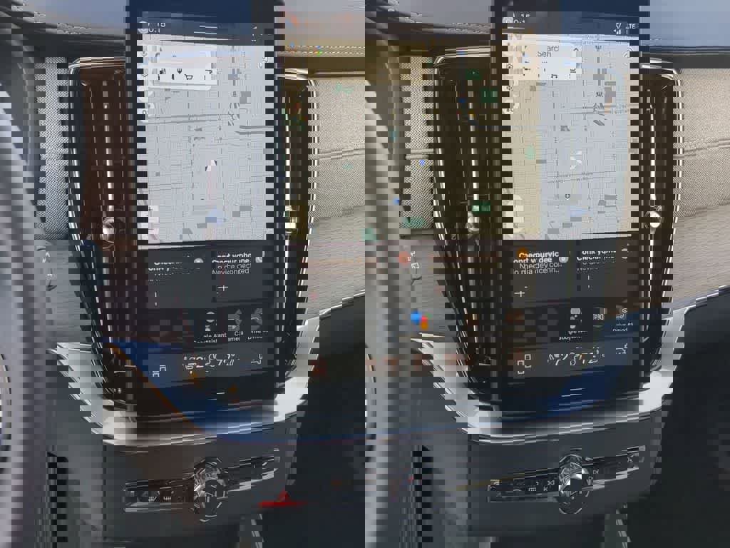 New 2026 Volvo XC90 B5 Core w/ Protection Package Premier image 28