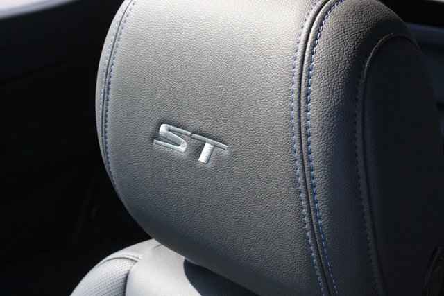 New 2026 Buick Encore GX Sport Touring w/ Experience Buick Package image 5