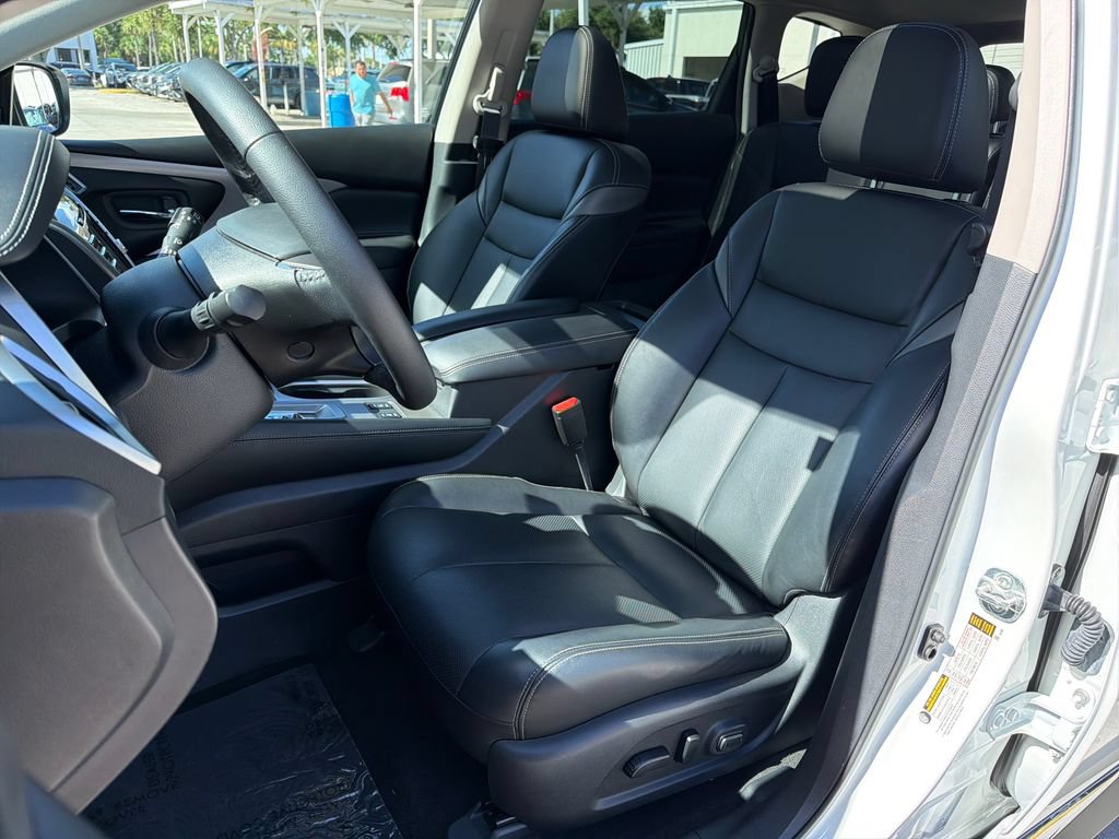 Certified 2024 Nissan Murano SL AWD/4WD image 33