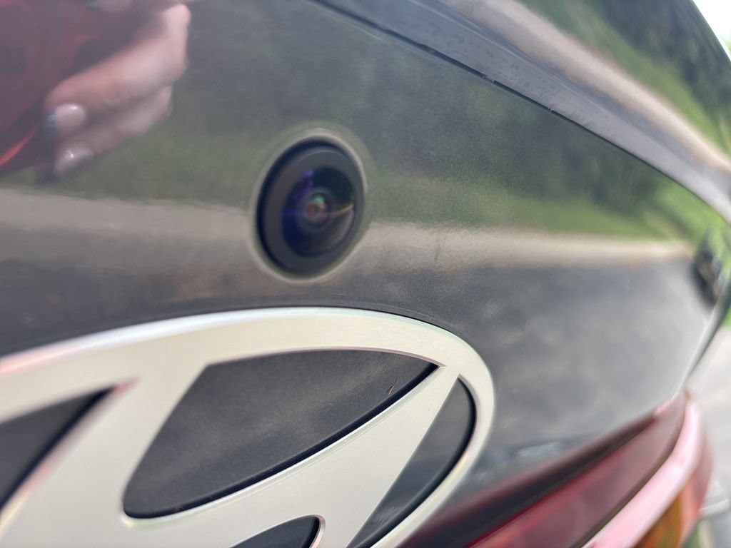 New 2025 Hyundai Elantra SEL FWD image 12