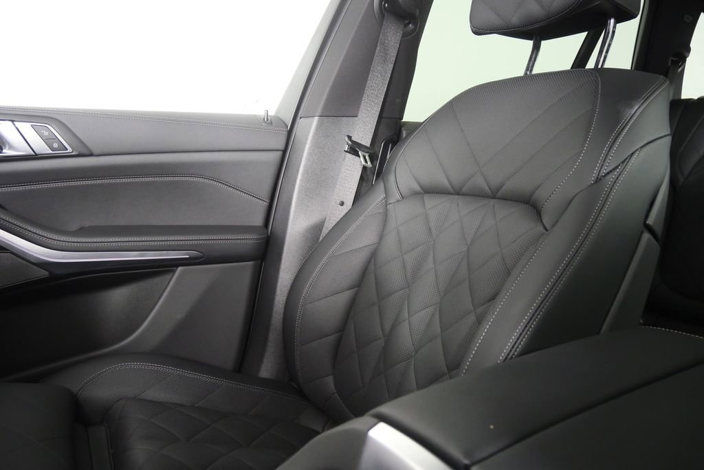 Certified 2025 BMW X5 xDrive40i image 26