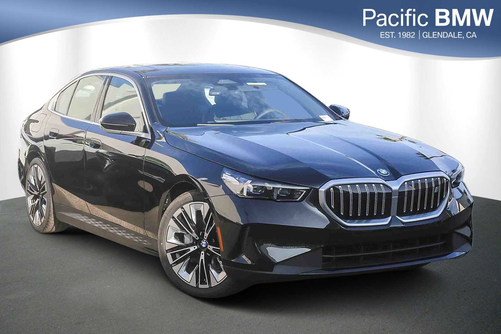 New 2026 BMW i5 eDrive40