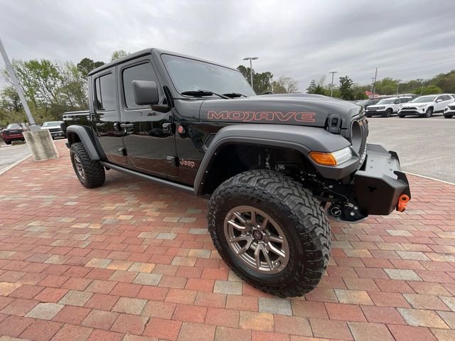 Used 2024 Jeep Gladiator Mojave w/ Technology Group AWD/4WD image 38