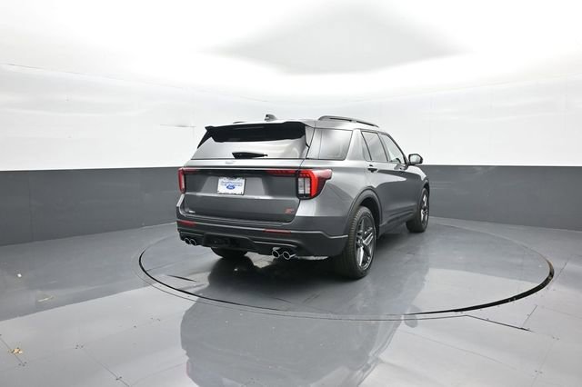 New 2026 Ford Explorer ST image 7