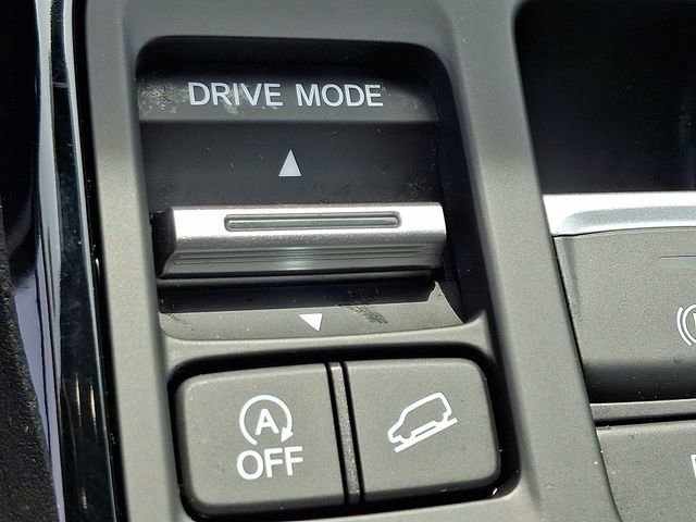 Certified 2023 Honda Pilot Touring image 24