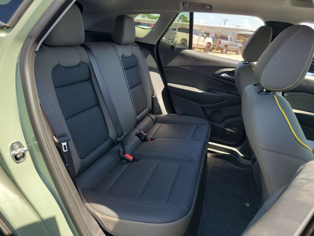Used 2024 Chevrolet Trax ACTIV w/ Sunroof Package FWD image 26