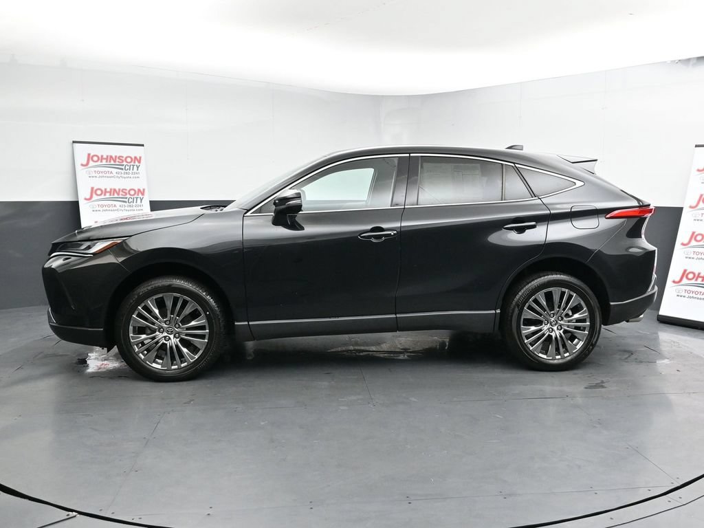 Used 2023 Toyota Venza Limited AWD/4WD image 5