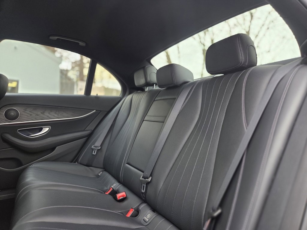Used 2022 Mercedes-Benz E 350 4MATIC Sedan image 24