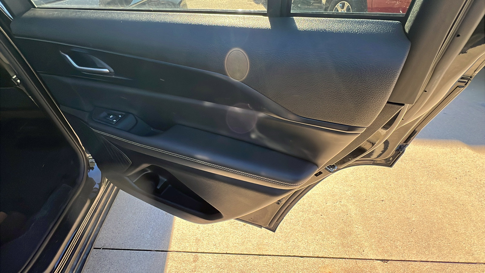 Used 2023 Jeep Grand Cherokee L Laredo image 20