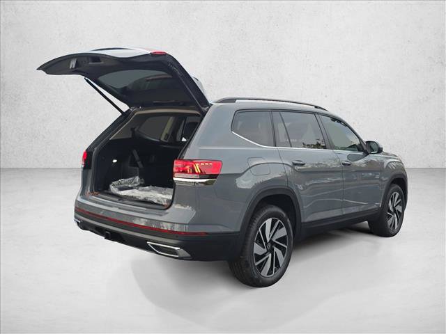 New 2026 Volkswagen Atlas SE image 2