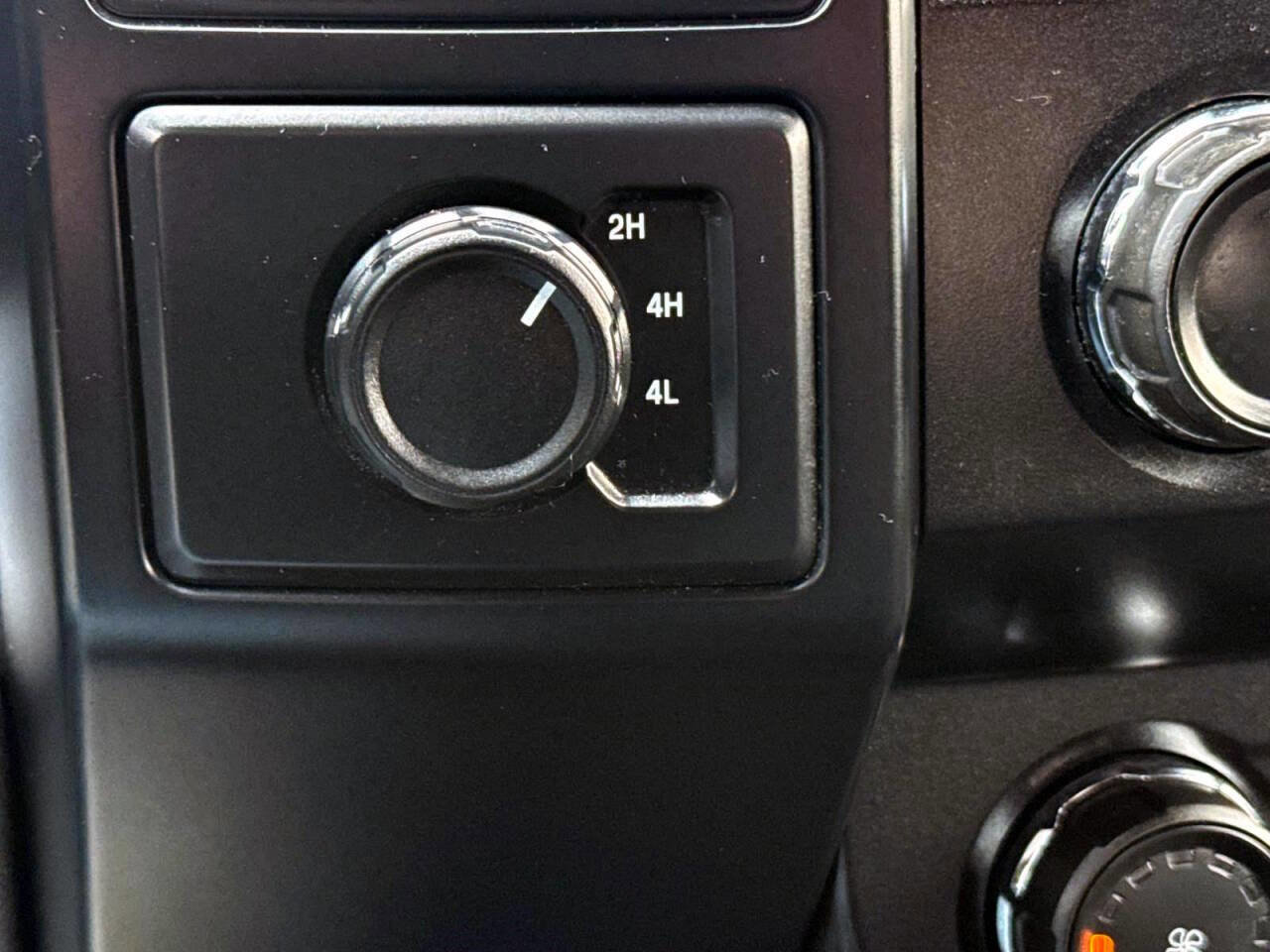 Used 2019 Ford F150 XL w/ Equipment Group 101A Mid image 17