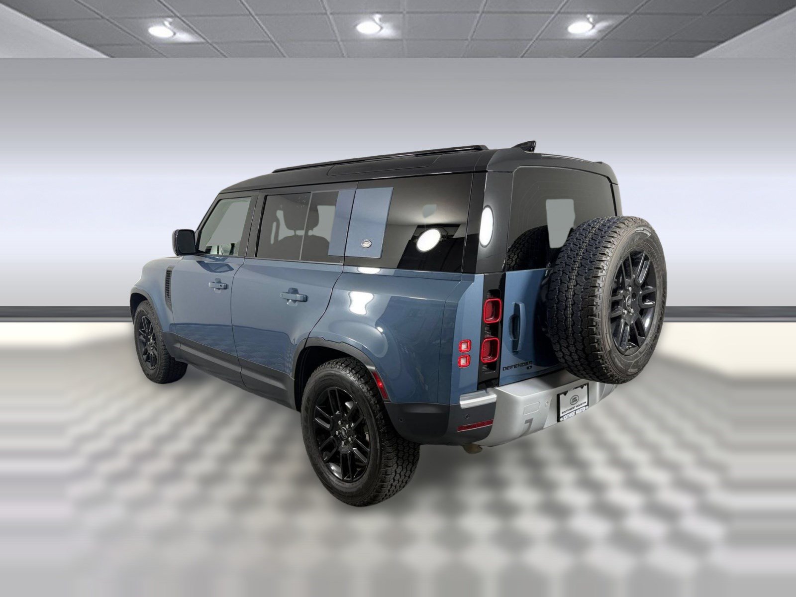 Used 2020 Land Rover Defender 110 S AWD/4WD image 3