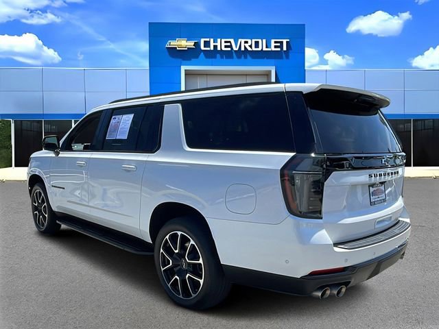 Used 2025 Chevrolet Suburban RST w/ Comfort Package AWD/4WD image 5