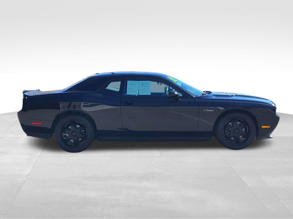Used 2012 Dodge Challenger R/T image 5