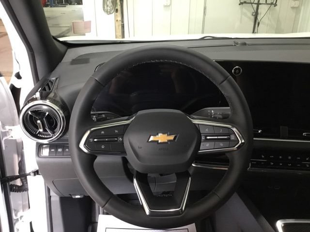 New 2026 Chevrolet Equinox LT w/ Convenience Package II AWD/4WD image 20
