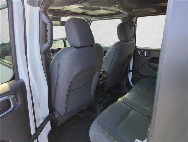 Used 2024 Jeep Wrangler Sport S image 17