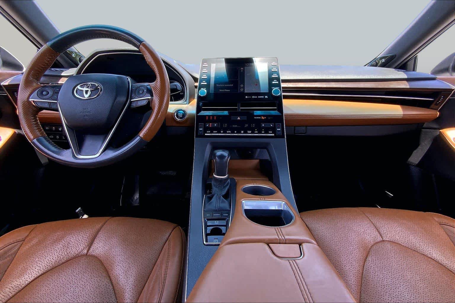 Used 2022 Toyota Avalon Limited w/ Advanced Safety Package FWD image 15