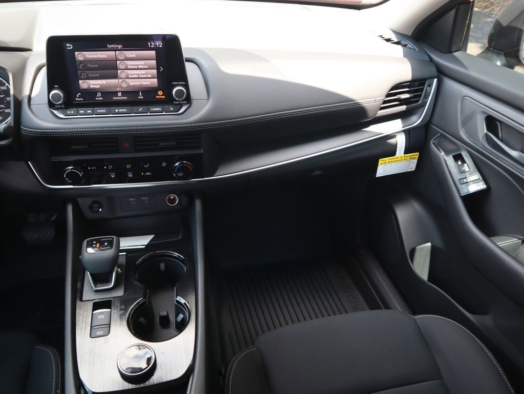 New 2026 Nissan Rogue S image 12