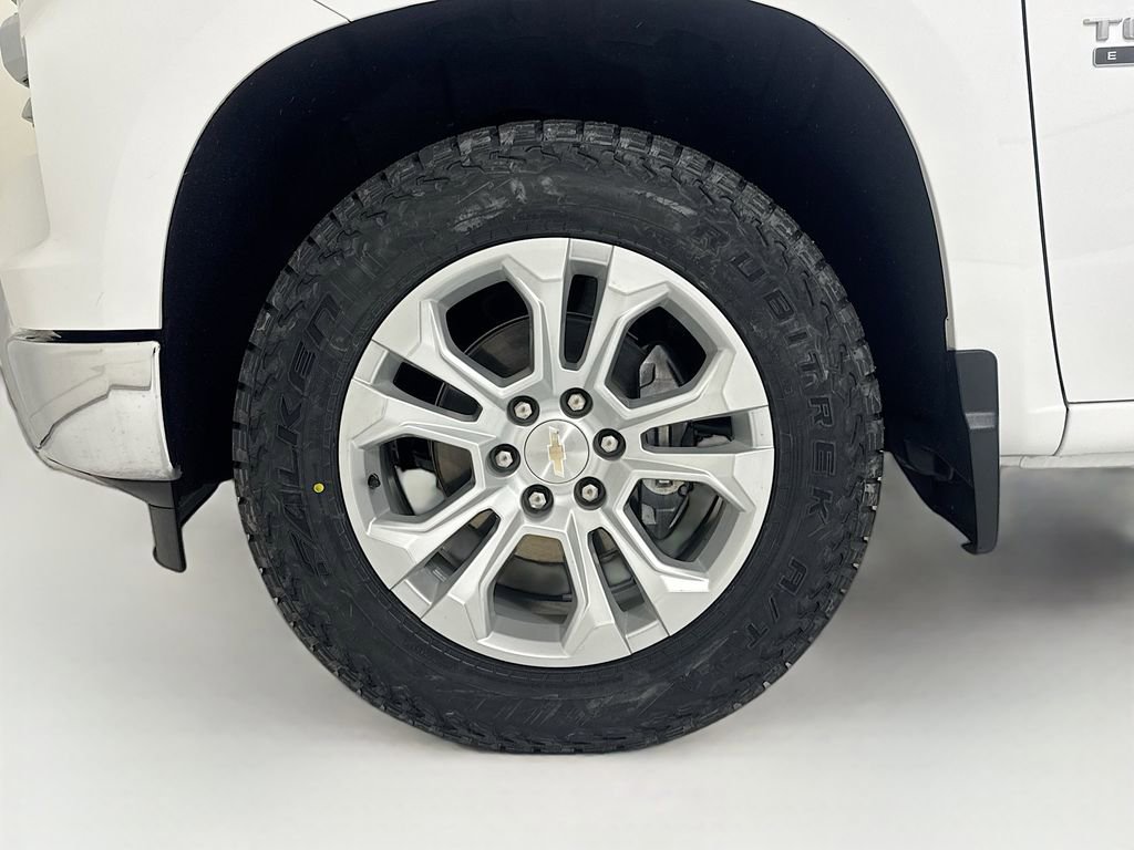 Used 2023 Chevrolet Silverado 1500 LTZ image 30