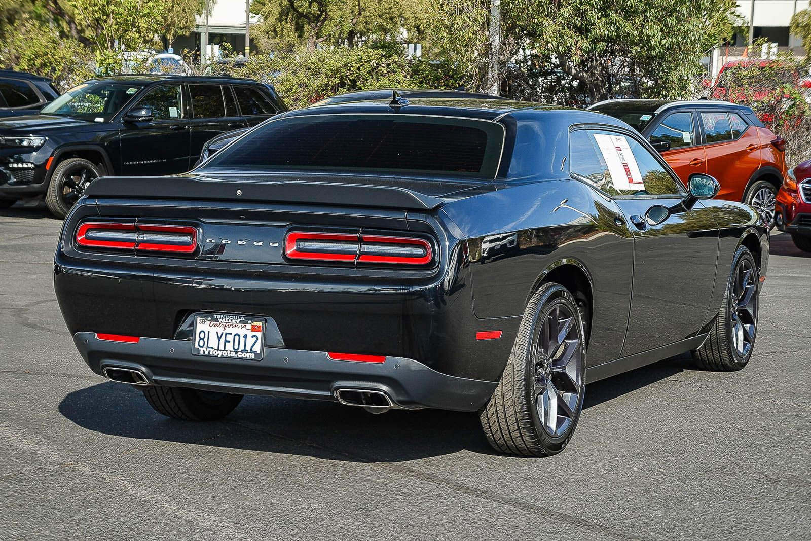 Used 2019 Dodge Challenger SXT w/ Plus Package image 7
