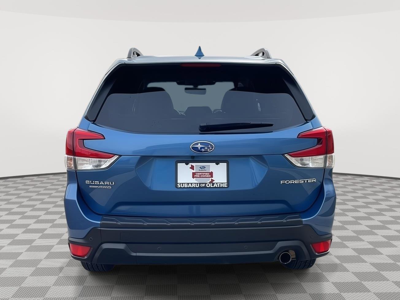 Used 2023 Subaru Forester Limited w/ Popular Package #2 image 6