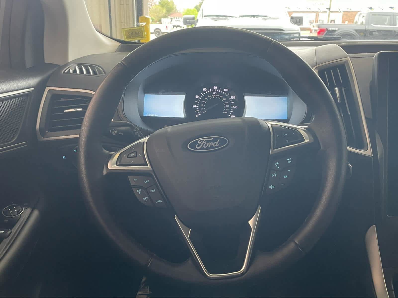 Used 2024 Ford Edge SEL w/ Convenience Package AWD/4WD image 13