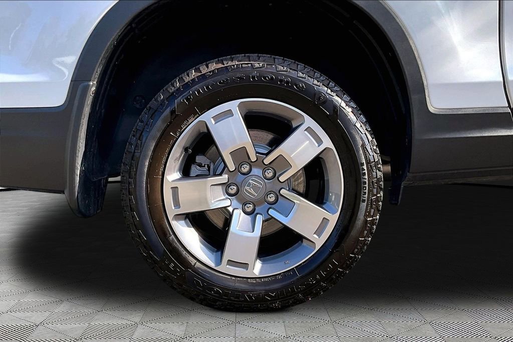 Certified 2024 Honda Ridgeline RTL image 23
