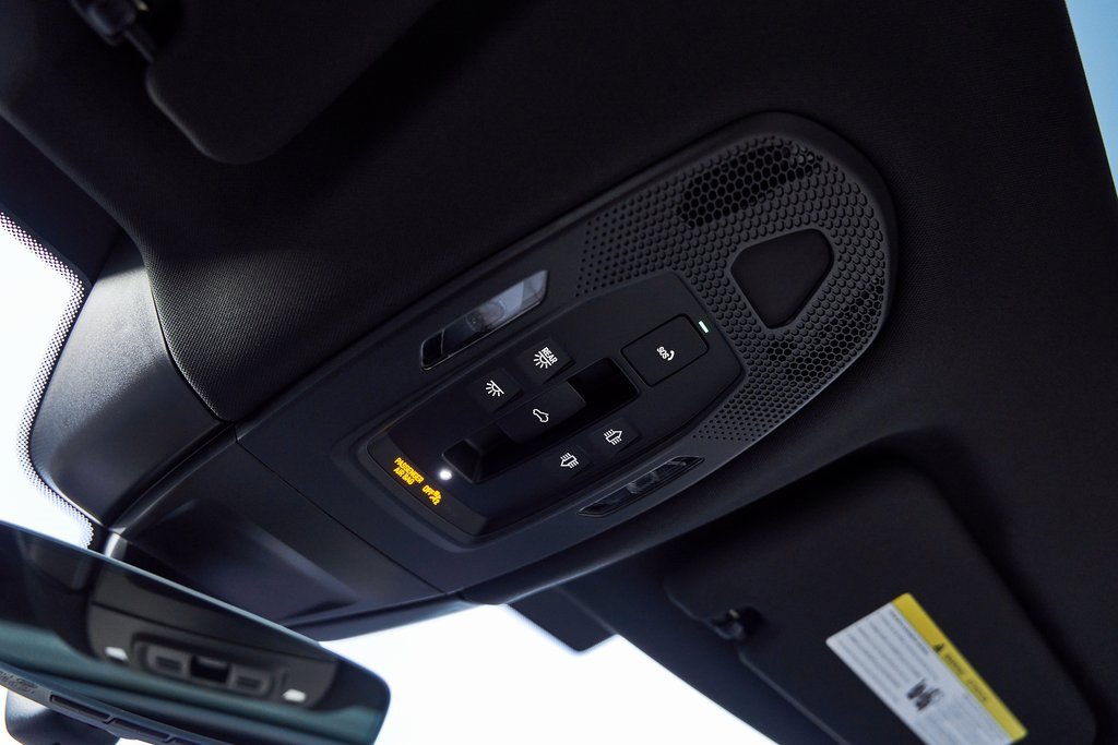 Used 2025 Porsche Panamera 4 w/ Premium Package image 88