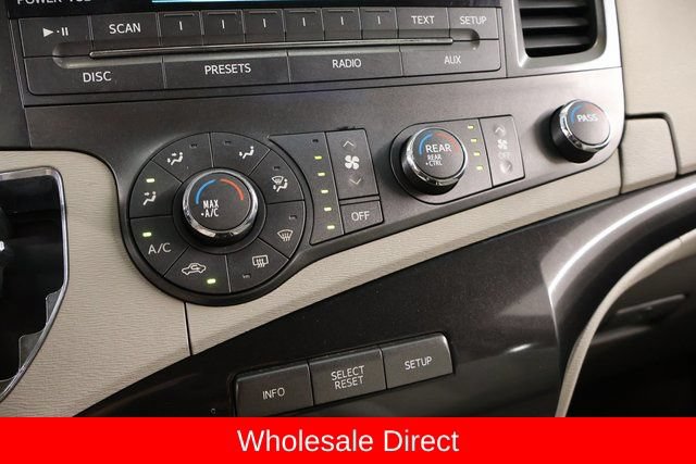 Used 2011 Toyota Sienna LE FWD image 17
