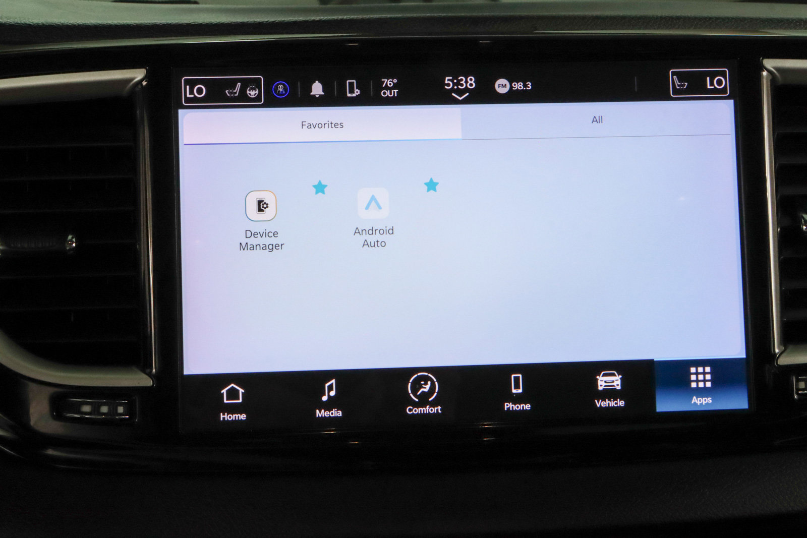 Used 2023 Chrysler Pacifica Touring-L FWD image 19
