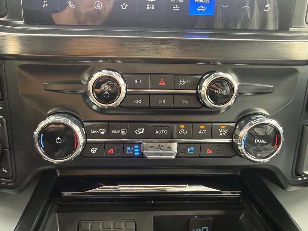 New 2026 Ford F450 Lariat w/ Lariat Ultimate Package AWD/4WD image 25