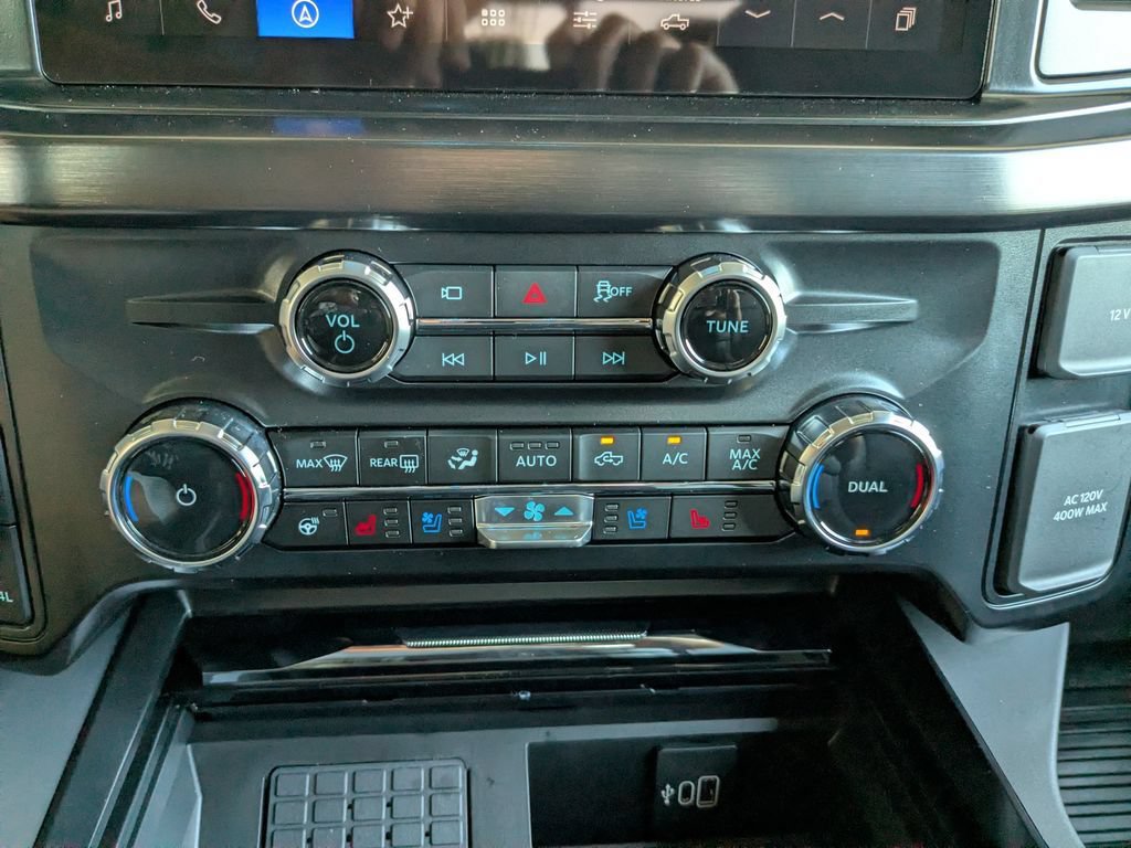 New 2027 Ford F250 Lariat w/ Lariat Premium Package AWD/4WD image 19