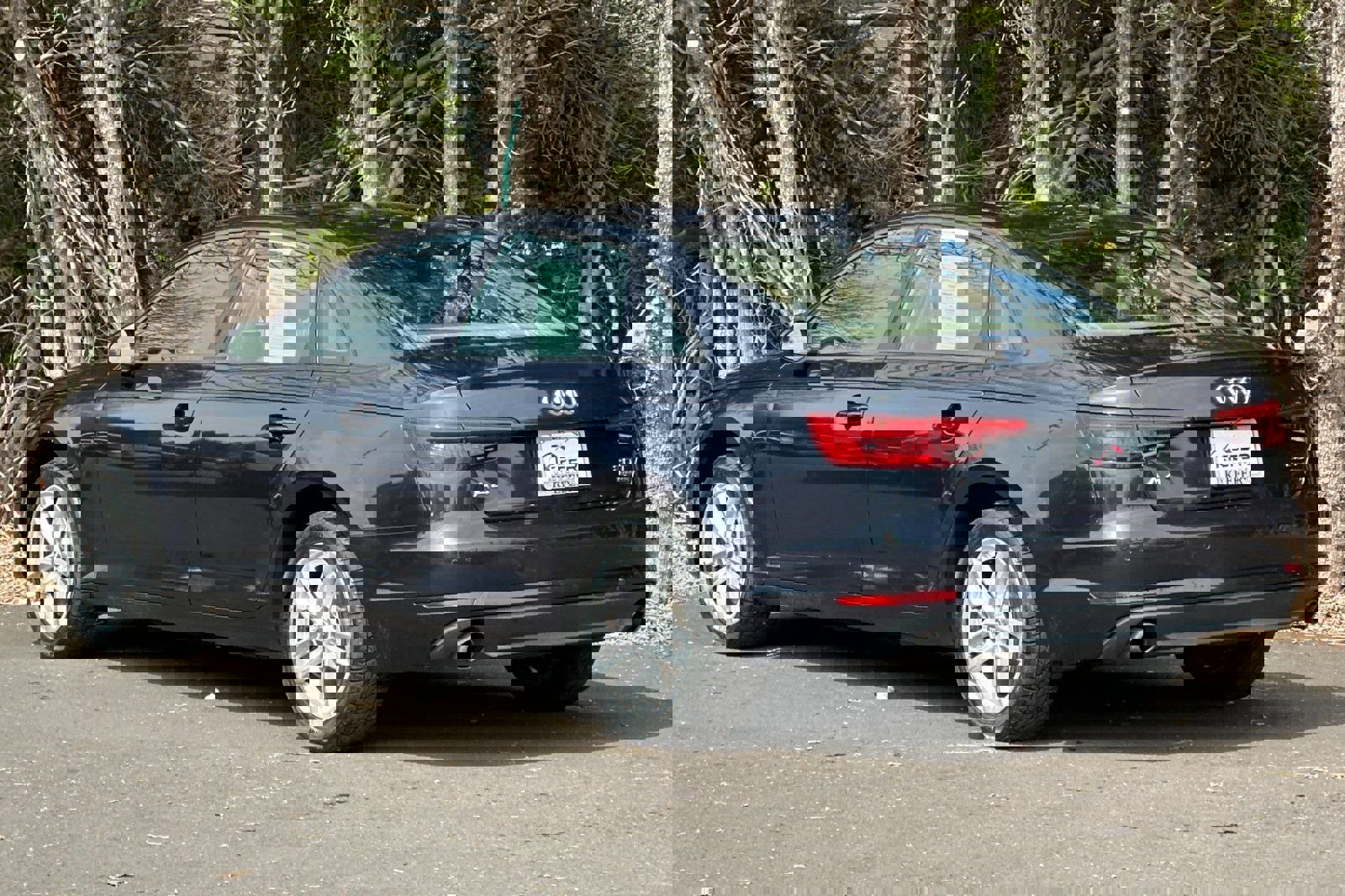 Used 2017 Audi A4 2.0T Premium w/ Audi MMI Navigation Plus image 6