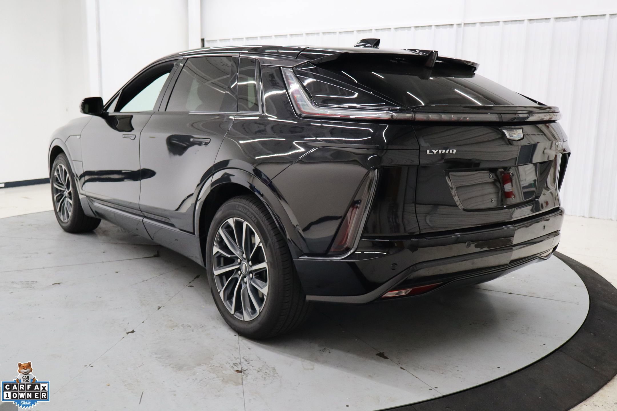 Used 2024 Cadillac Lyriq Sport image 8