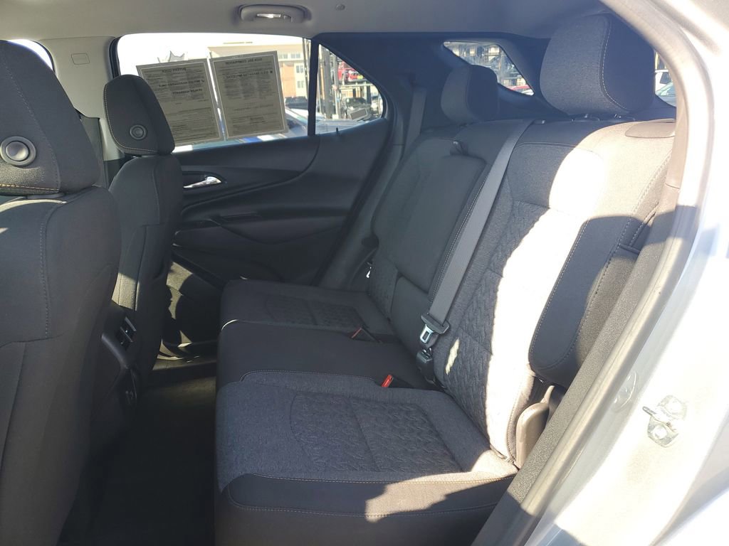 Used 2024 Chevrolet Equinox LT image 14