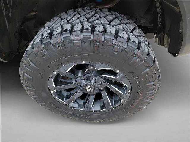 Used 2019 Toyota Tacoma TRD Off-Road AWD/4WD image 10