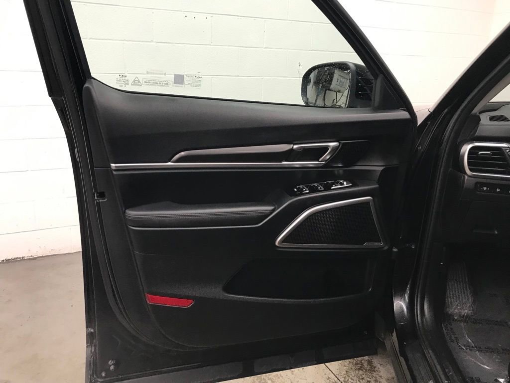 Used 2024 Kia Telluride S w/ S Sunroof Package image 9