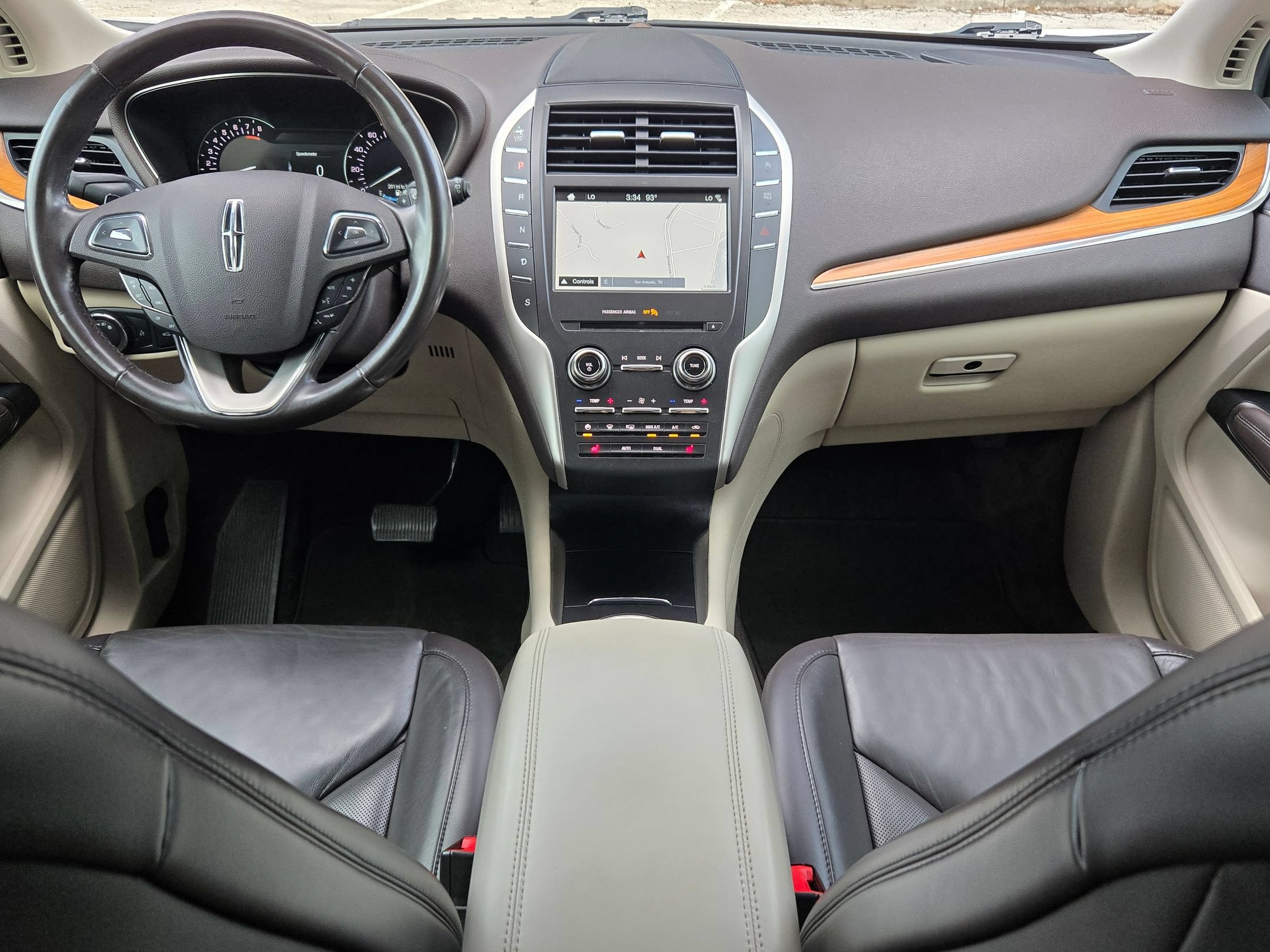 Used 2017 Lincoln MKC Select w/ Select Plus Package FWD image 16