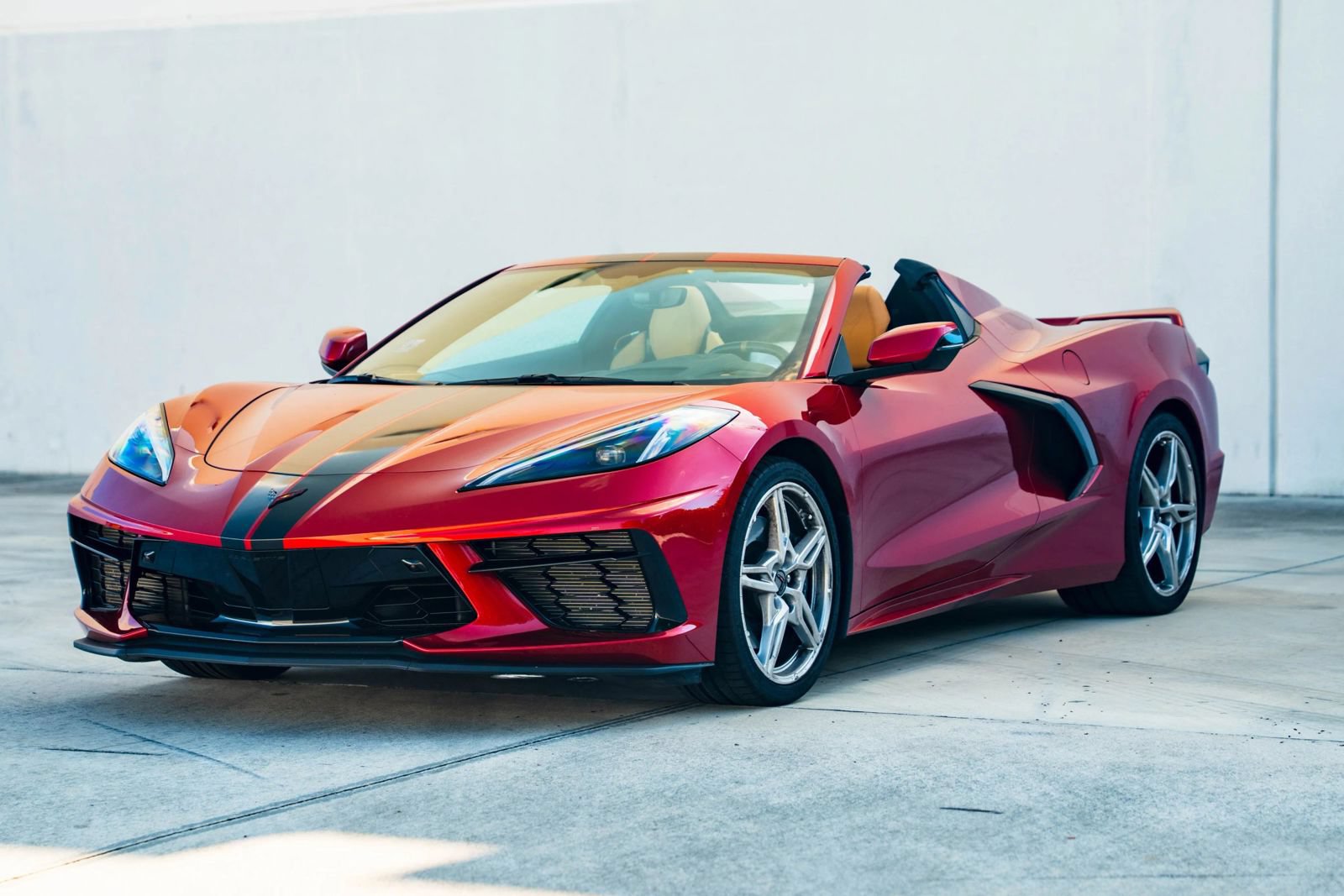 Used 2021 Chevrolet Corvette Stingray Premium Conv w/ Z51 Performance Package RWD image 3