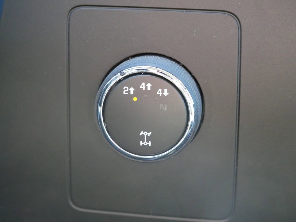 Used 2014 Chevrolet Silverado 3500 LT w/ Interior Plus Package image 21